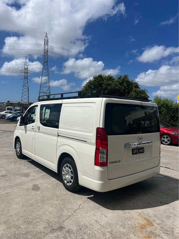 Roof racks for Toyota Hiace